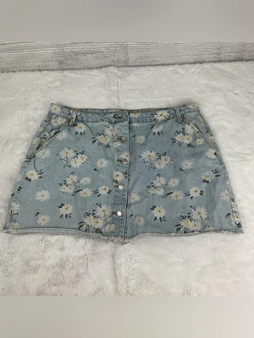 Floral Button Front Denim Skirt - Light Blue